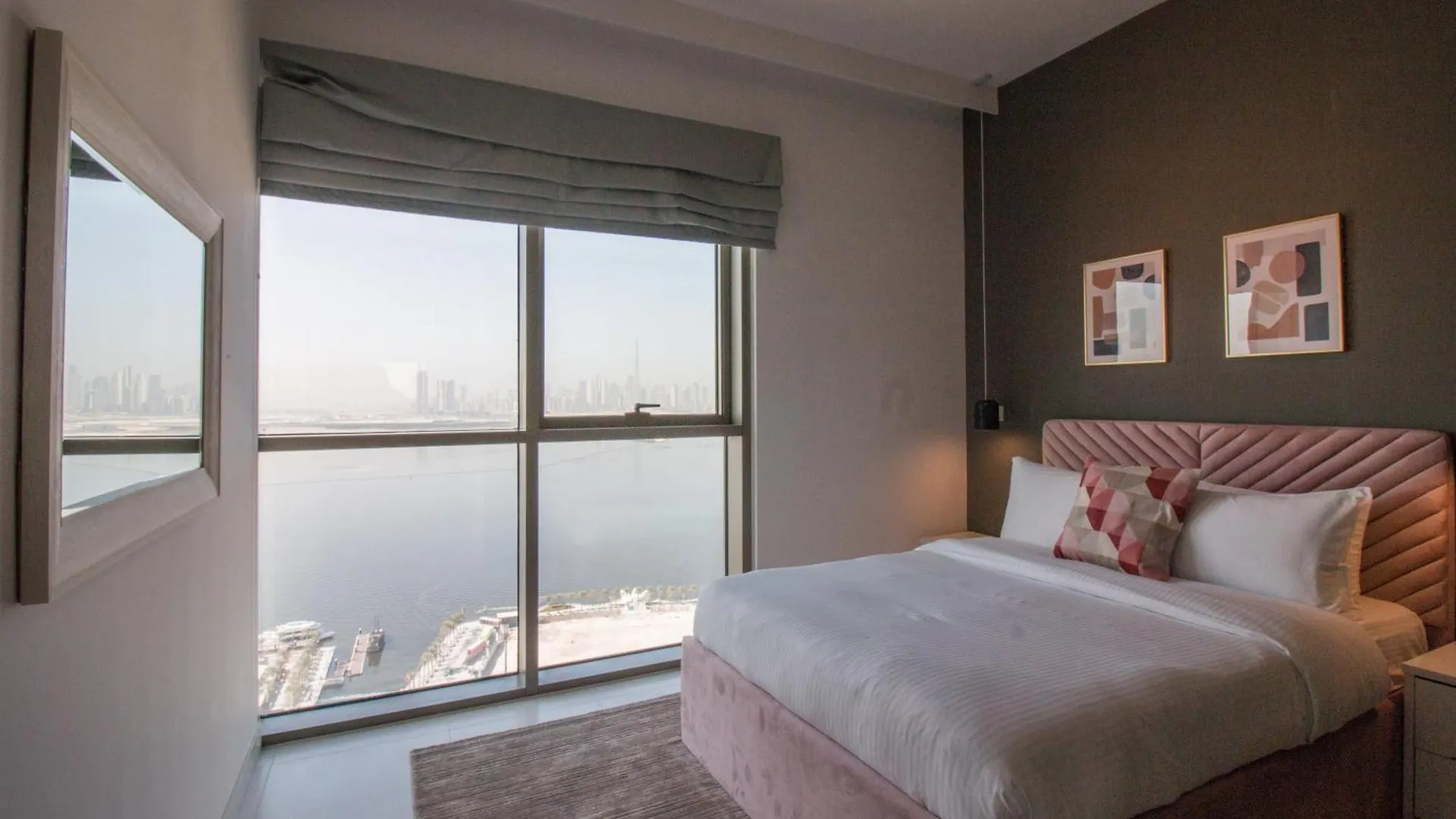 Holiday home Offer! Burjkhalifa View, 3Br & Maid, Creek Harbour Villa Dubai